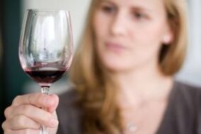 consumo de alcohol e compatibilidade de antibióticos
